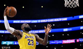 为巴塞罗那 为巴塞罗那