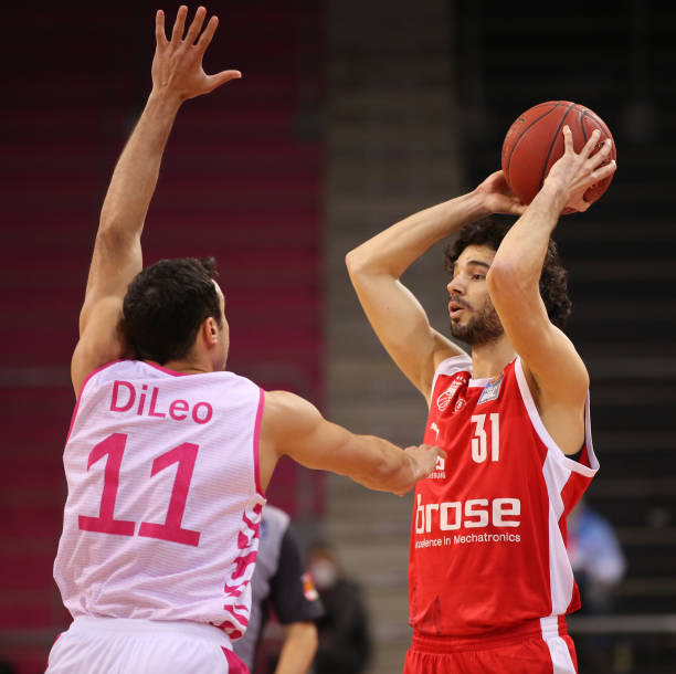 在湖人漫长 在湖人漫长