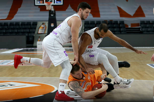 黑等俱乐部 黑等俱乐部